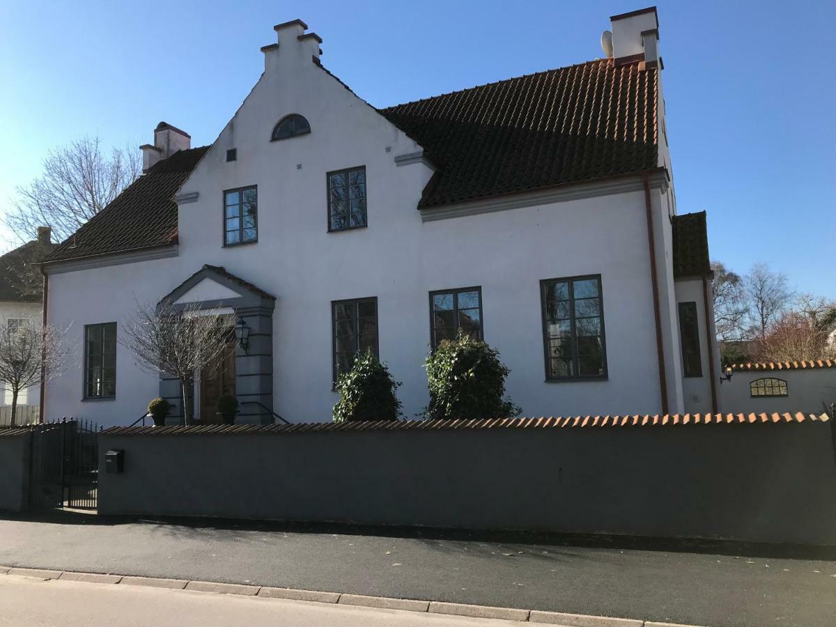 Charmigt i centrala Ystad Exteriör bild